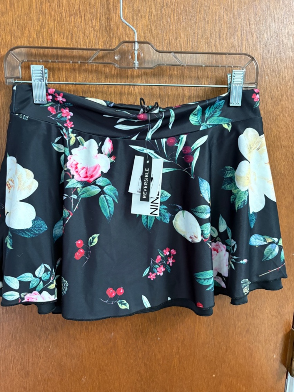 NWT Nine West Reversible Black Floral Swim Skirt - Picture 2 of 10